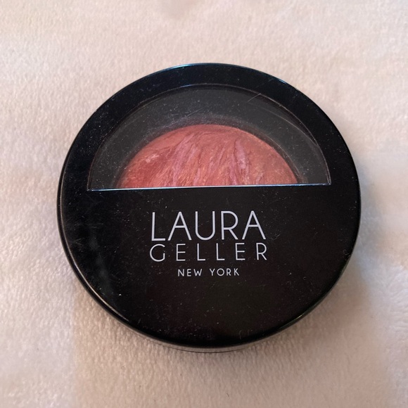 Laura Geller baked blush in Tropic Hues - Picture 2 of 3